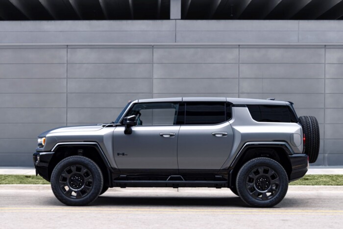 Még többet tud az észszerűtlenség zászlóshajója 8