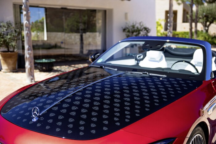 Ez a luxuskabrió olyat tud, mint egy autó sem a világon 6