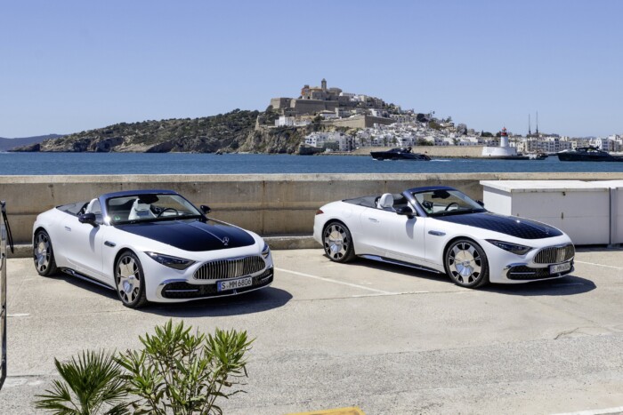 Ez a luxuskabrió olyat tud, mint egy autó sem a világon 11