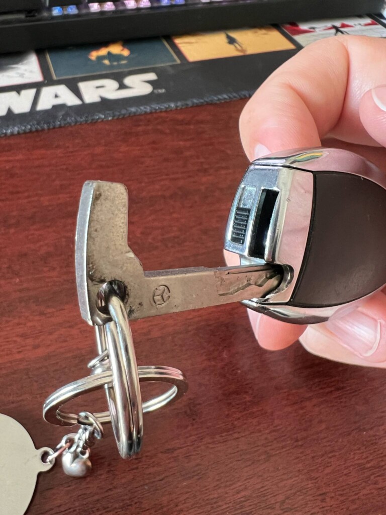 Minden autósnak tudnia kell ezt a trükköt, akinek kulcs nélkül indul az autója 1 | Vezess Minden autósnak tudnia kell ezt a trükköt, akinek kulcs nélkül indul az autója 1