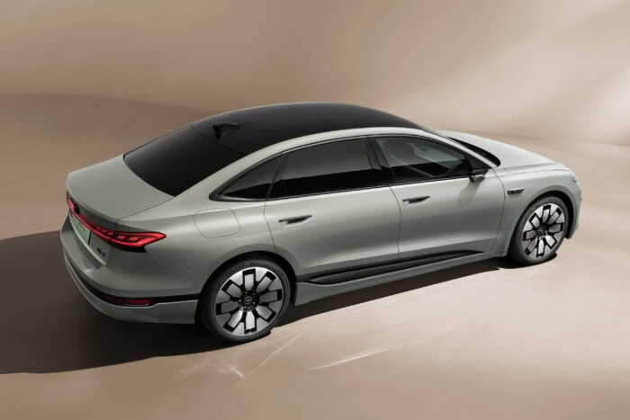 Eltorzított autókat mutatott be az Audi 7