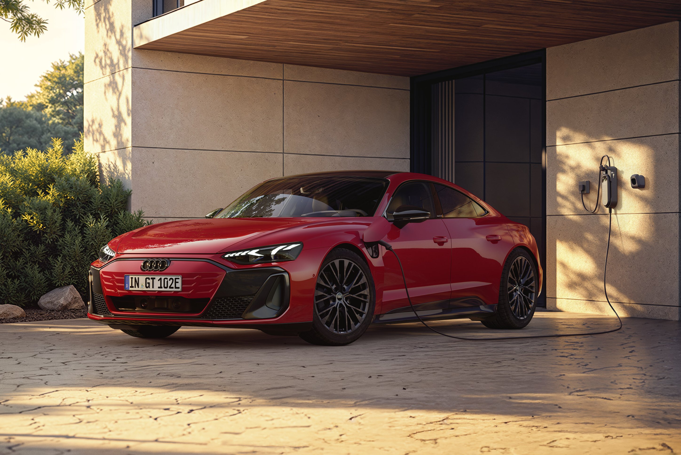 Entering the premium class Audi e-tron GT quattro combines emot | Vezess | Vezess