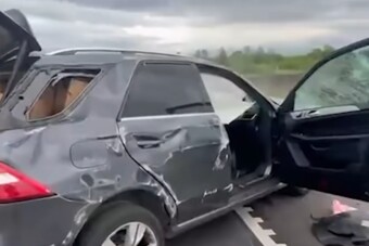 A NAV-osokkal viaskodott az M3-ason menekülő autós