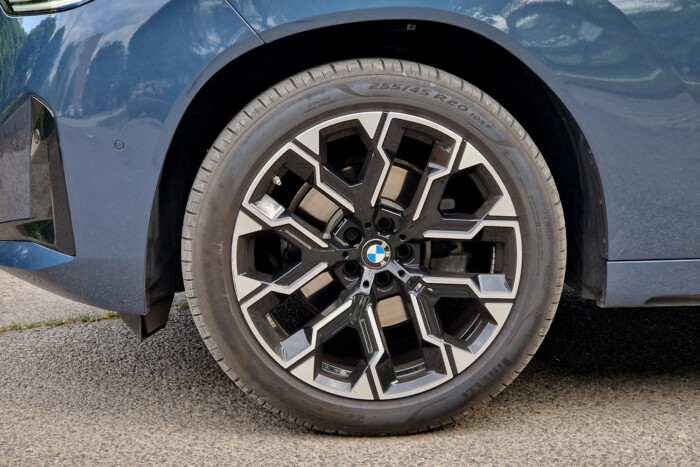 Lehet túl sportos egy BMW? 20