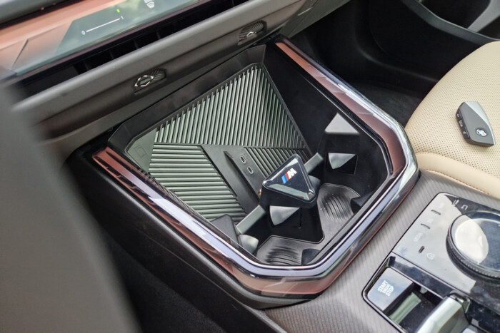 Lehet túl sportos egy BMW? 17