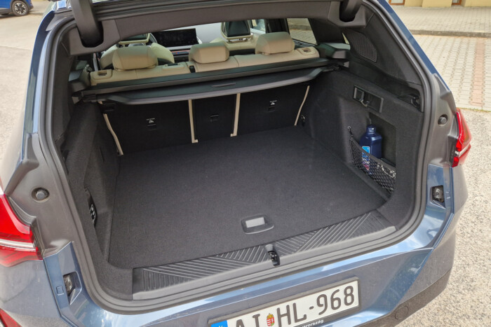 Lehet túl sportos egy BMW? 18