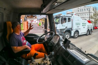 31 tonnás monstrum állt szolgálatba Budapesten