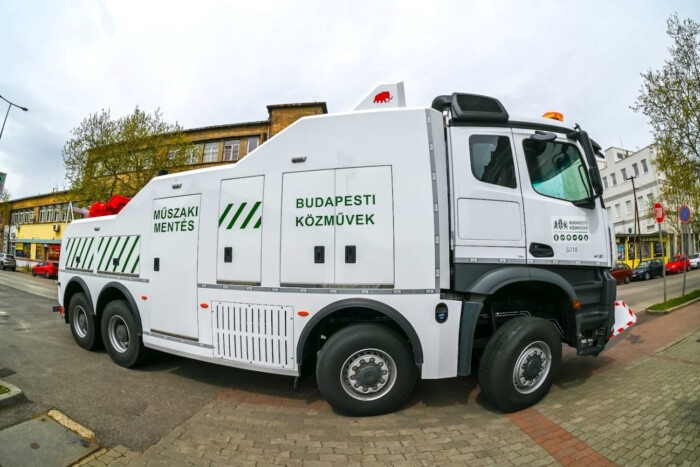 31 tonnás monstrum állt szolgálatba Budapesten 6 | Vezess 31 tonnás monstrum állt szolgálatba Budapesten 6