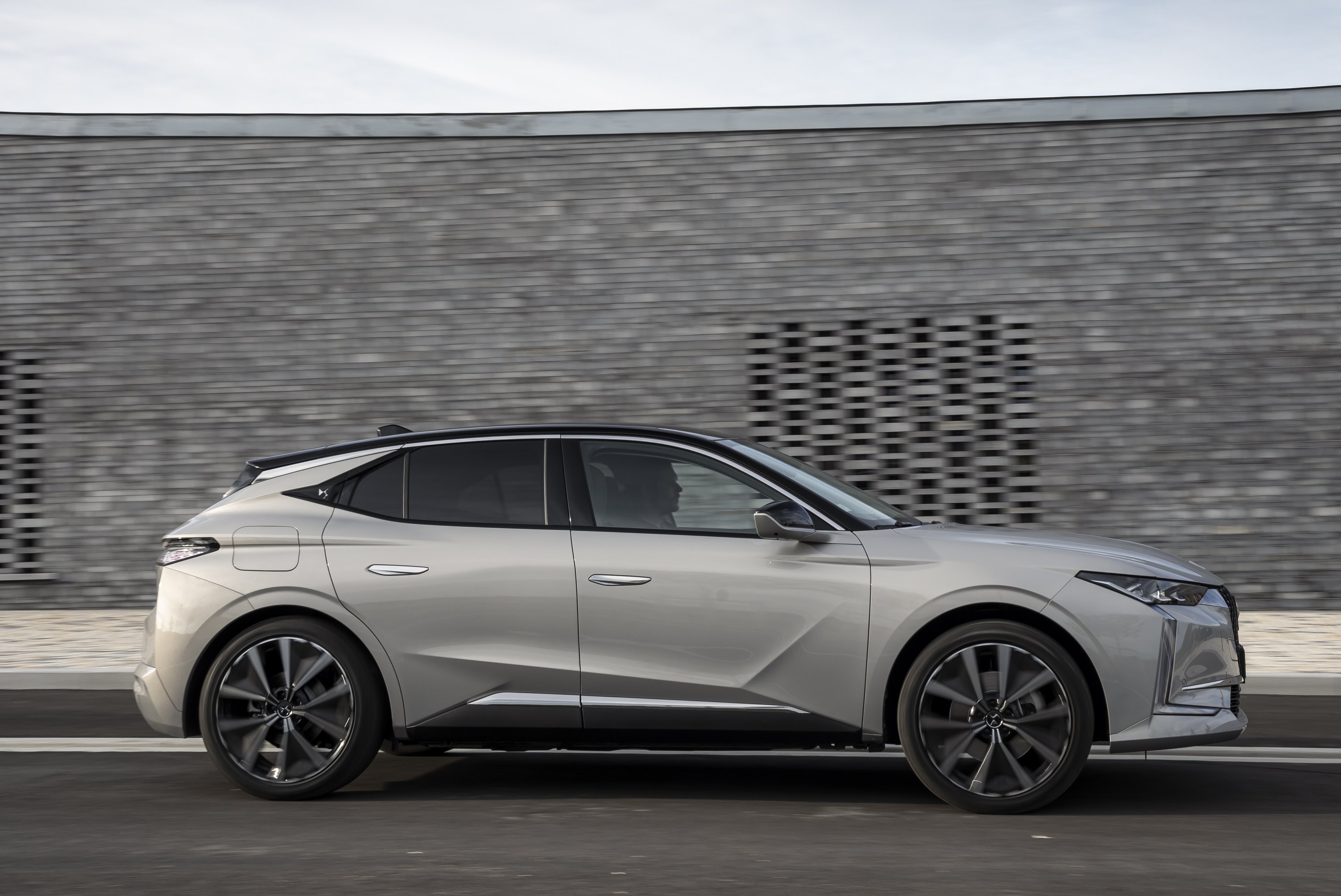 062021 | Vezess | Vezess