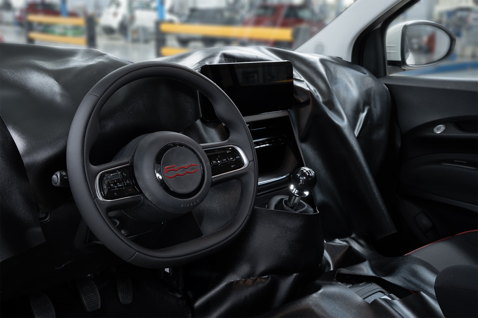 fiat-500-ibrida-eloszerias-4 | Vezess | Vezess