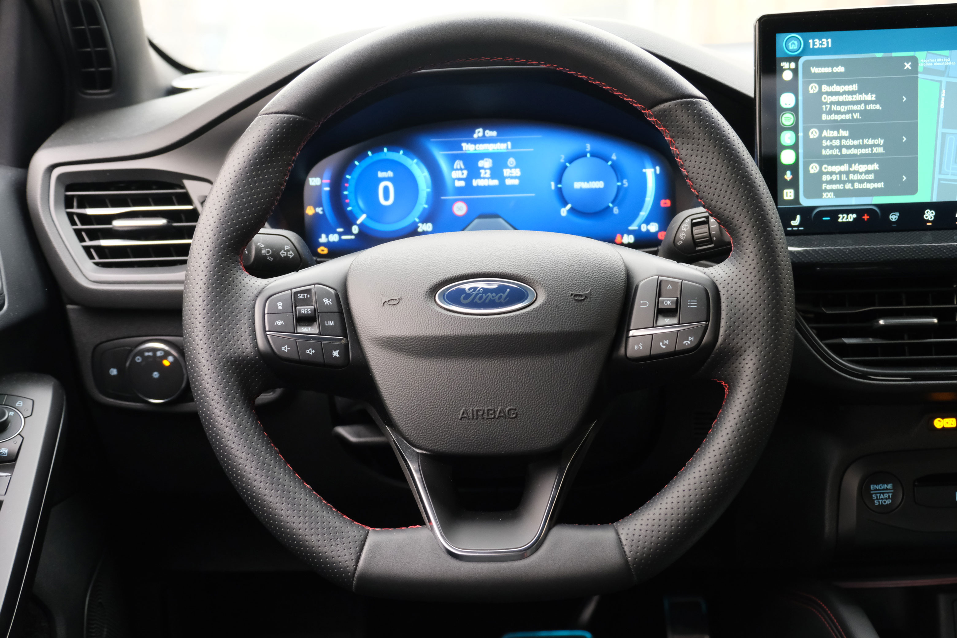 fordfocusteszt_belsok-23 | Vezess | Vezess