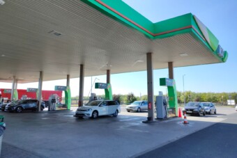 Új szolgáltatás jelenik meg a magyar benzinkutakon