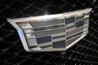 Keanu Reevesszel készül az új F1-es filmsorozat 2