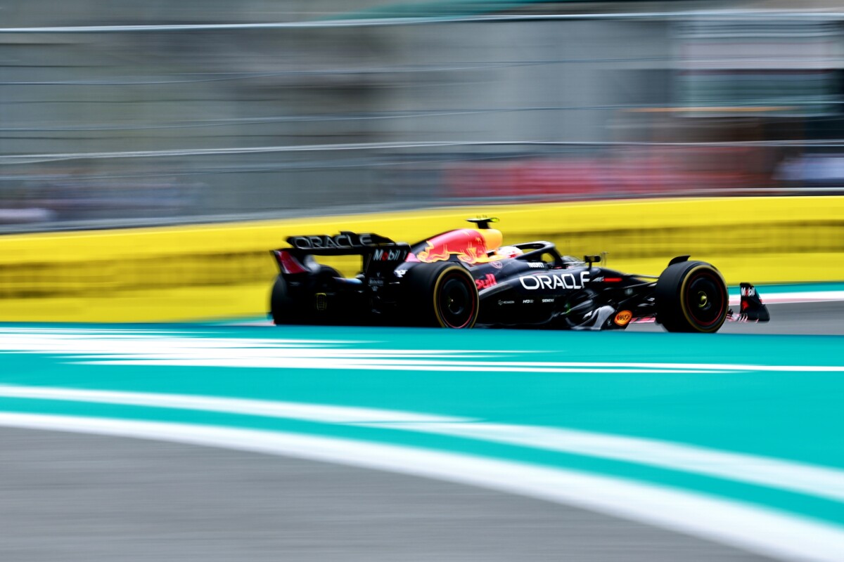F1: Büntetik a Red Bullt a sprint előtt