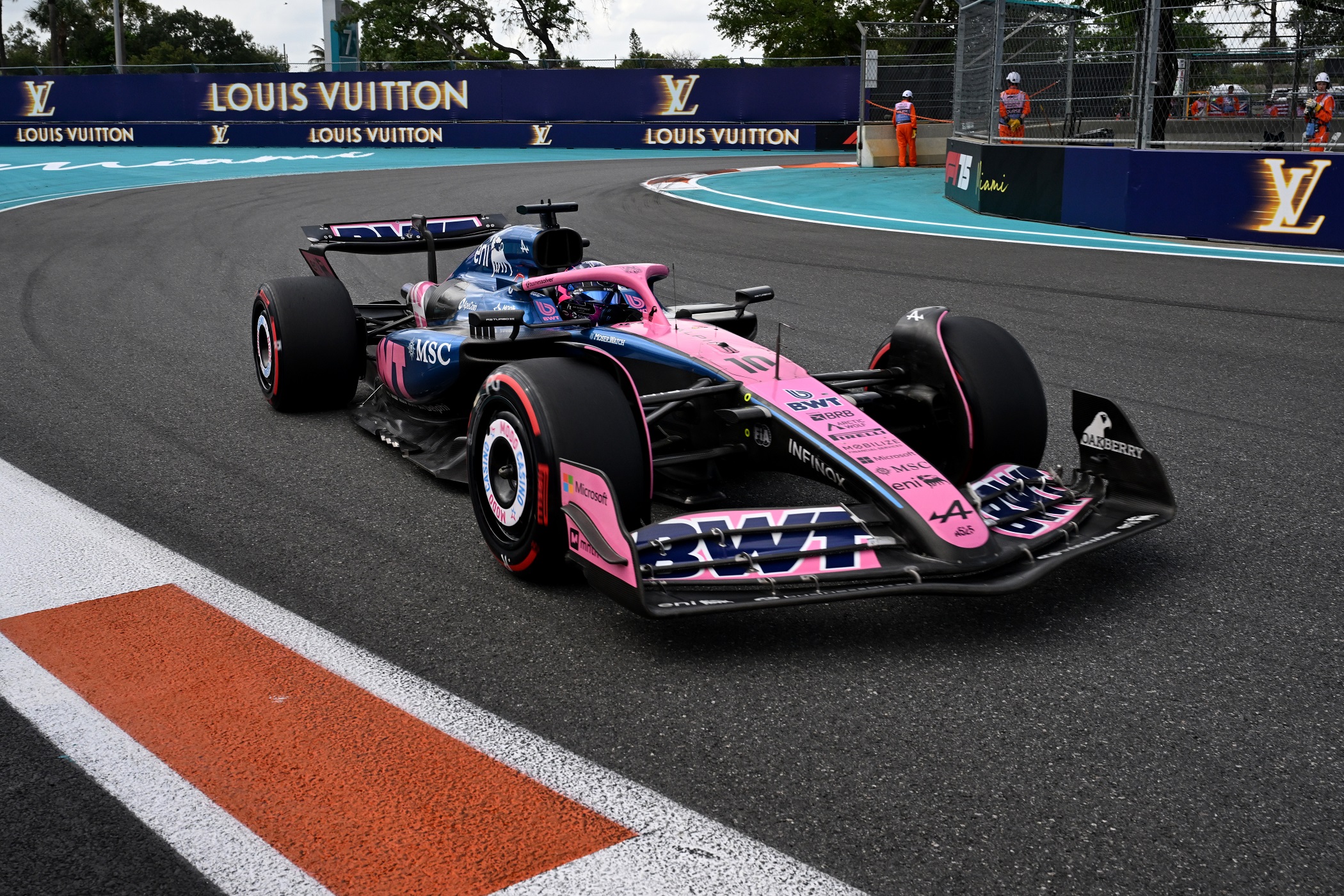 F1: Büntetés a miami futam előtt