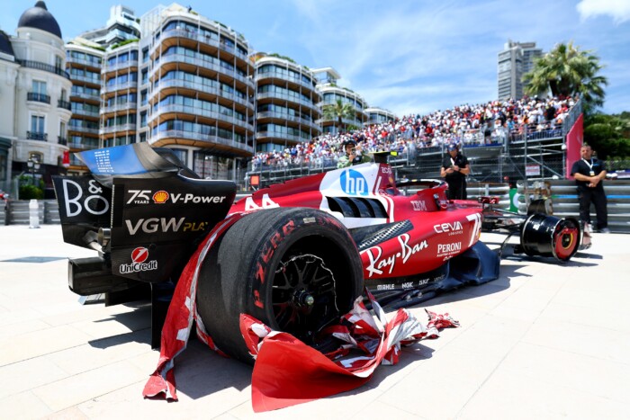 F1: Ferrari az élen és a falban az időmérő előtt 2