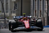 F1: Ferrari-belviszály? Hamilton tiszta vizet öntött a pohárba 1