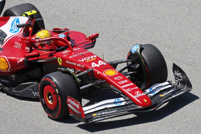 F1: Hamilton szerint vezethetetlen a Ferrari