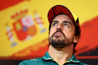 F1: Alonso ponttal ünnepelné nagyköveti kinevezését