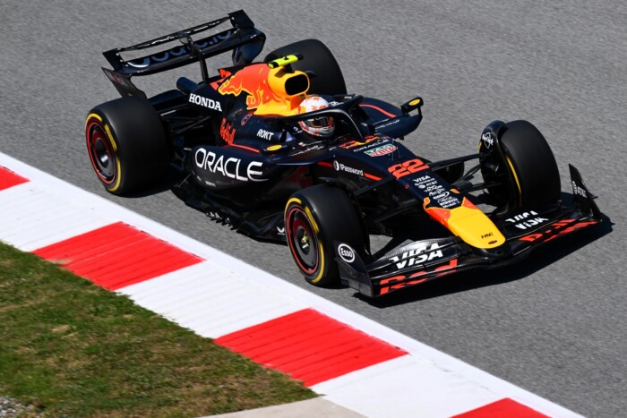 F1: Megvédte tökutolsó csapattársát Verstappen