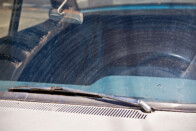 Ablaktörlőcsere biztonságosan: szervizállás lépésről lépésre 2 Ablaktörlőcsere biztonságosan: szervizállás lépésről lépésre 2