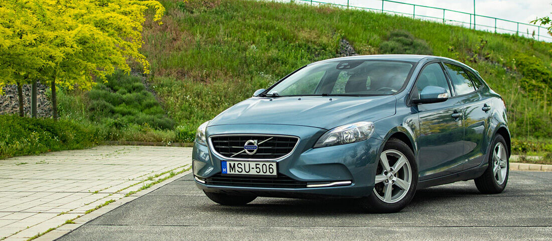 Magyaroknak ez már prémiumautó. Megéri a felárat?