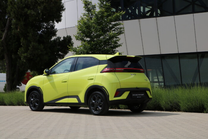 Itt a kínai autó ami már közel áll a magyarok zsebéhez 8