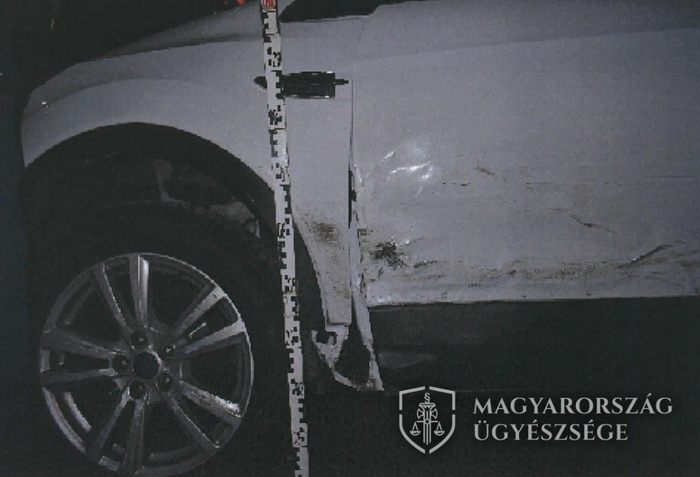 Le akarta fizetni a rendőröket a részegen ütköző autós 1