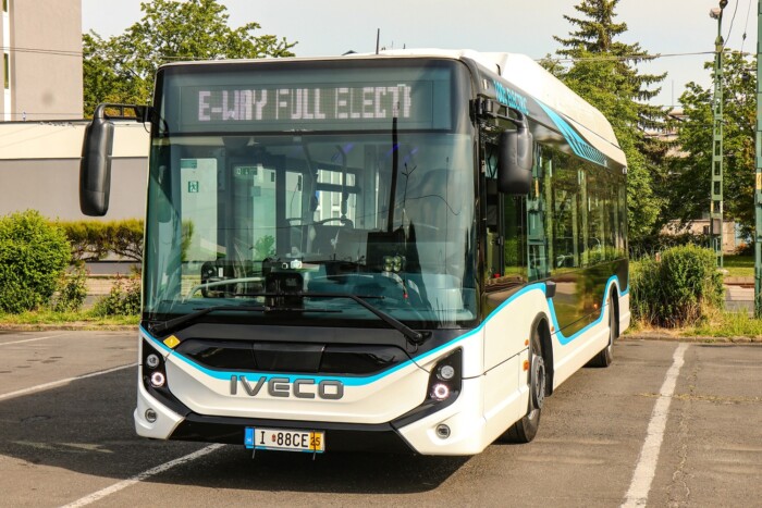 Díjmentesen használhatják az utasok ezt a buszt