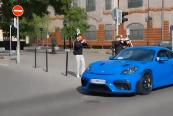 Kecskemét az új Monaco? Sorra tűnnek fel a luxusautók egy átlagos hétköznap