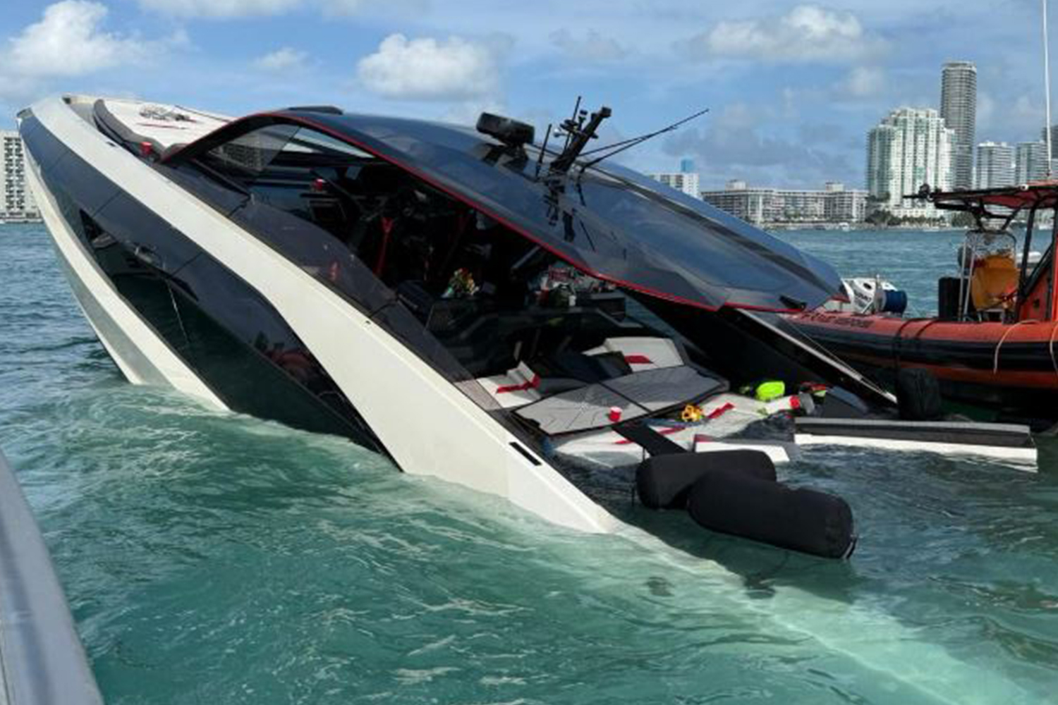 Elég rossz vége lett egy jachtos bulinak a Miami Nagydíj közben