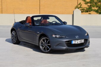 Megvették az álomautót, de alig vezetik a tulajdonosok