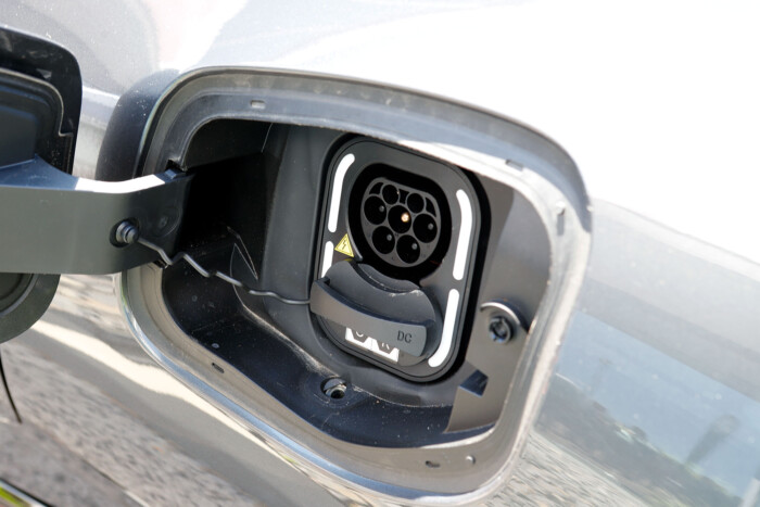 Nincs ellenfele itthon ennek a kínai autónak 10 | Vezess Nincs ellenfele itthon ennek a kínai autónak 10