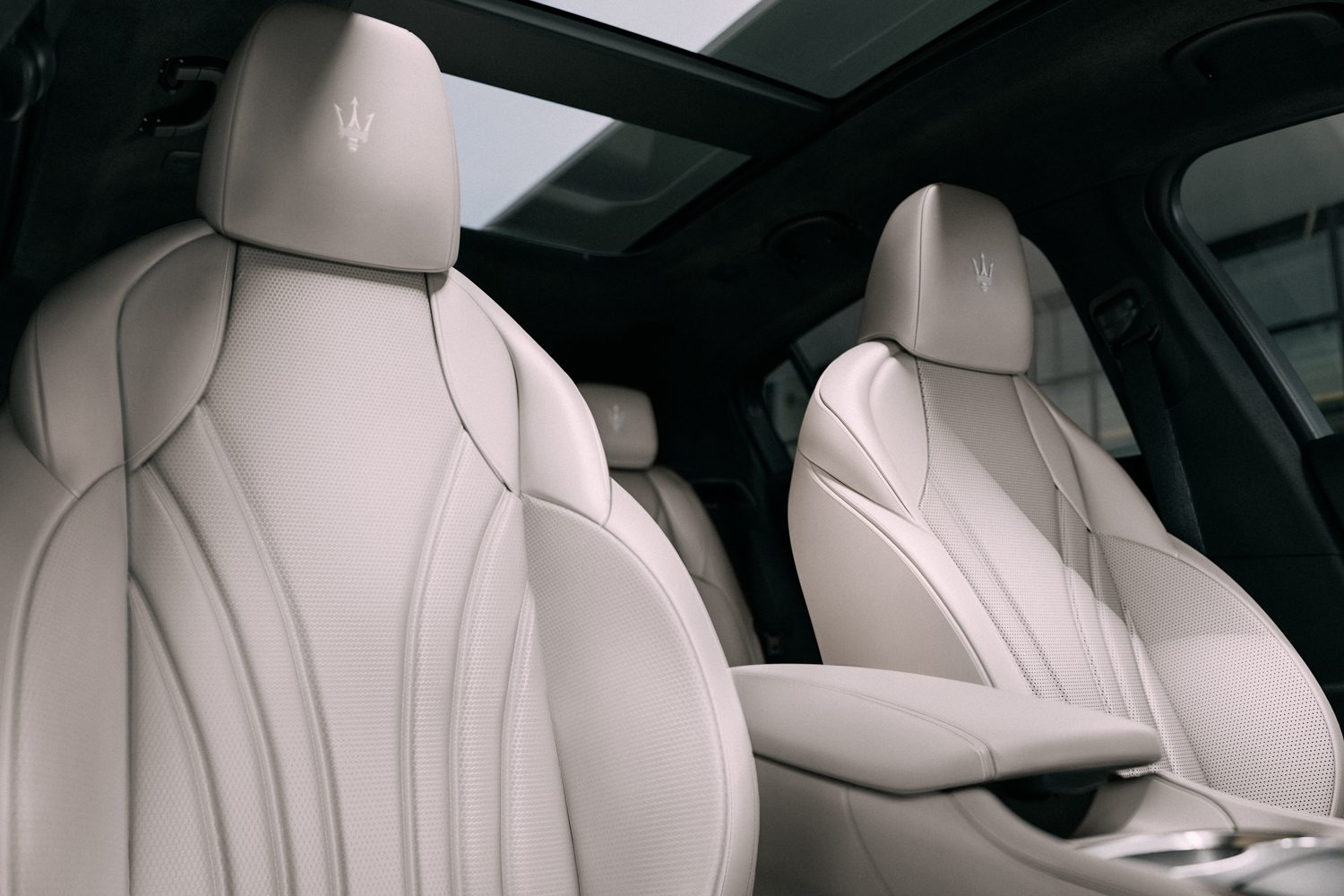 original-26147-01-maserati-grecale | Vezess | Vezess