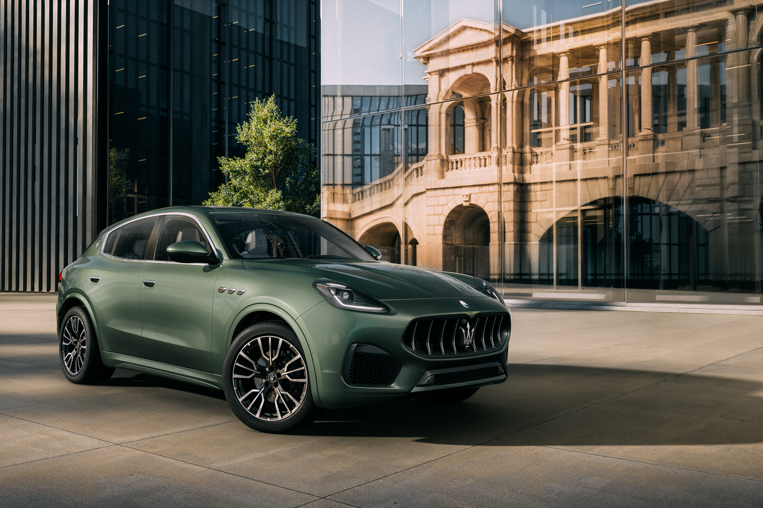 original-26148-hero-maserati-grecale | Vezess | Vezess