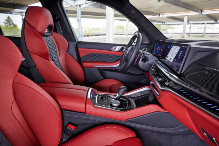 2025-ben megtanulnak magyarul a BMW-k 9