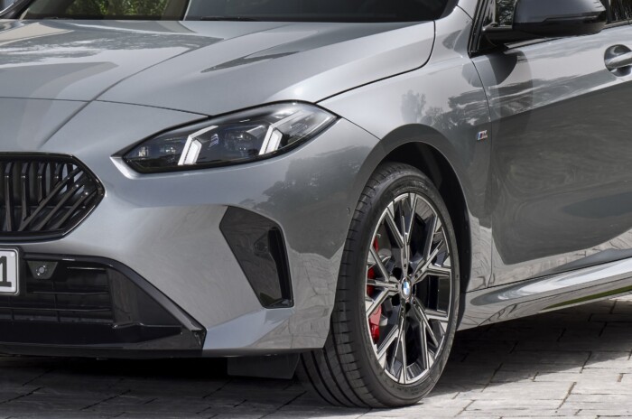 2025-ben megtanulnak magyarul a BMW-k