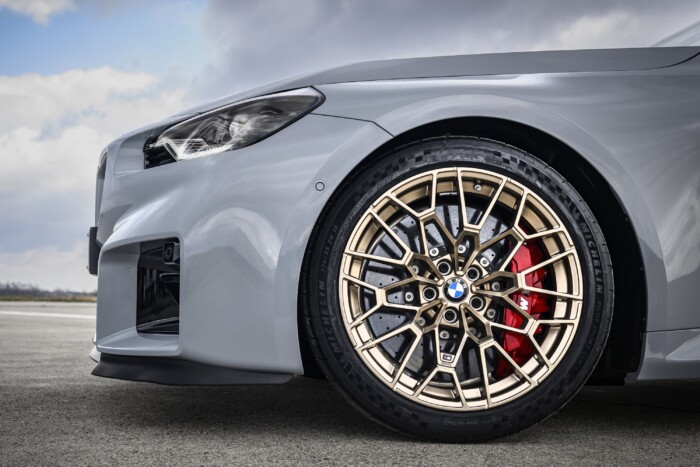 Megvadult a kis M-es BMW, 300-zal száguld 7 | Vezess Megvadult a kis M-es BMW, 300-zal száguld 7