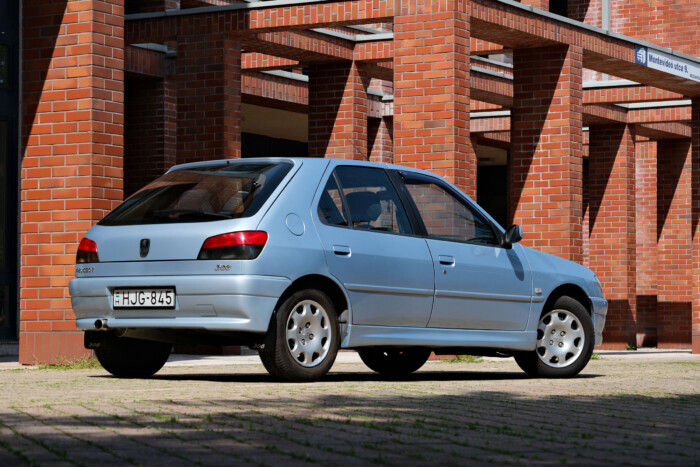 Így mennek el milliók egy olcsó használt autóra 6