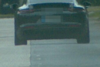 Meghúzatta a Porschét Szolnokon, 468 ezrébe fáj