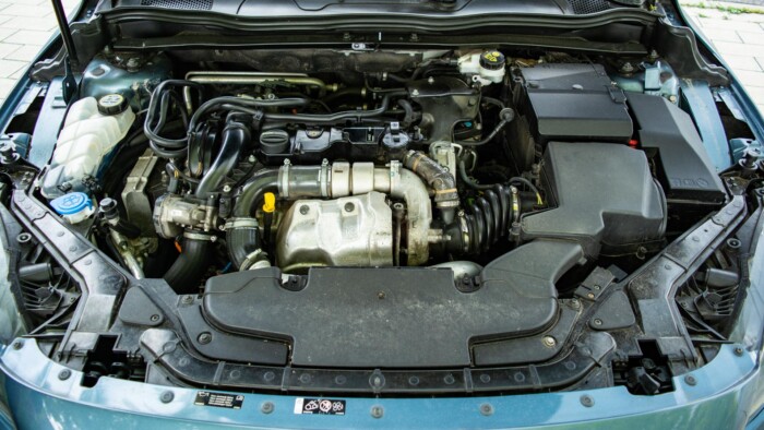 Magyaroknak ez már prémiumautó. Megéri a felárat? 8