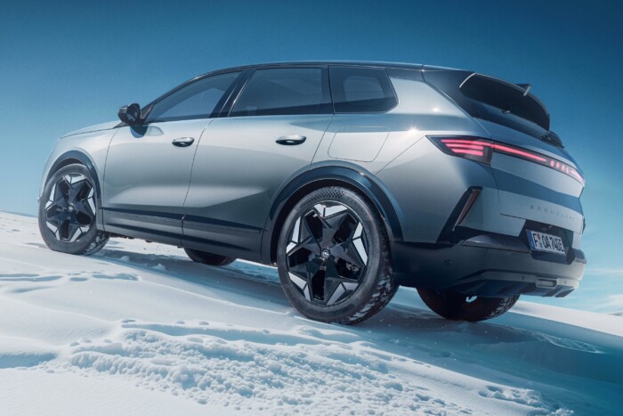 Új alfa-hím született az Opel-falkában 6