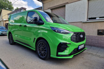 Kúposztó furgon állt Nagykőrösön, ezzel gyorsan odaér a brigád