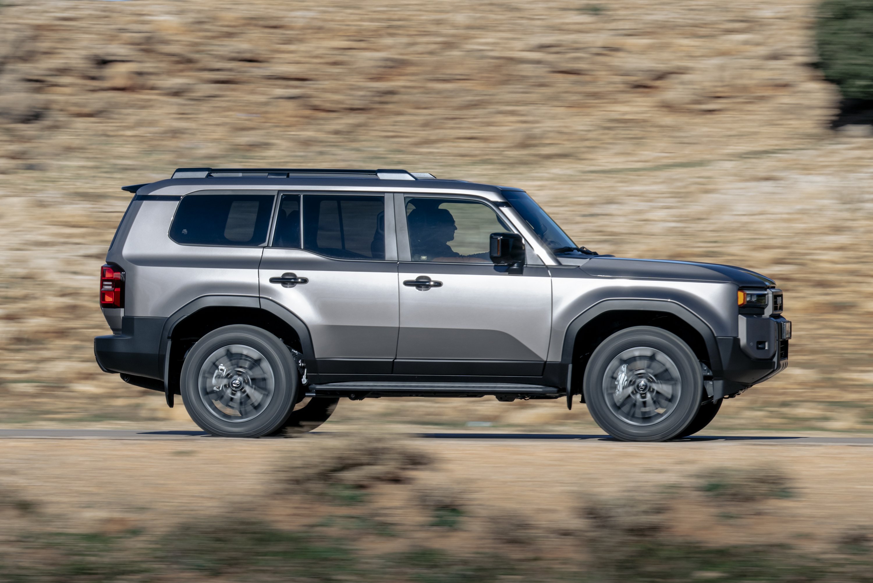 2024-newlandcruiser250-bronze-dynamics-016 | Vezess | Vezess