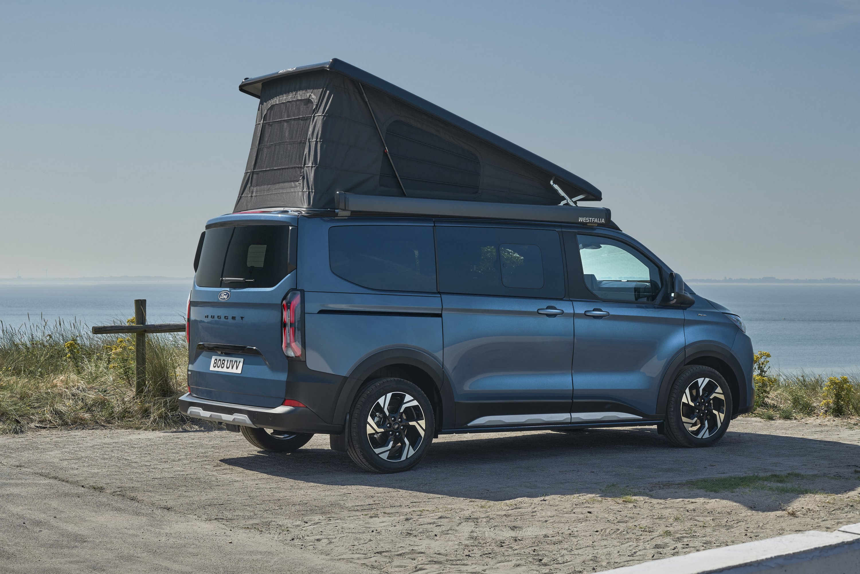 2024fordtransitnuggetactivephev_3-2_3-4_rear | Vezess | Vezess