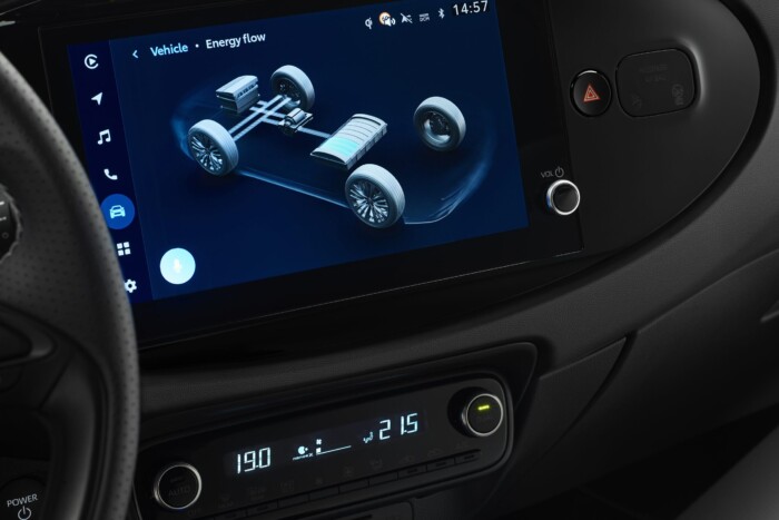 Minden eddiginél kisebb, tisztább hibrid érkezik 14