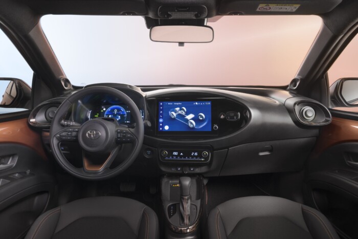 Minden eddiginél kisebb, tisztább hibrid érkezik 11