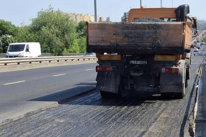 Négy hétig dugó lesz egy fontos budapesti úton