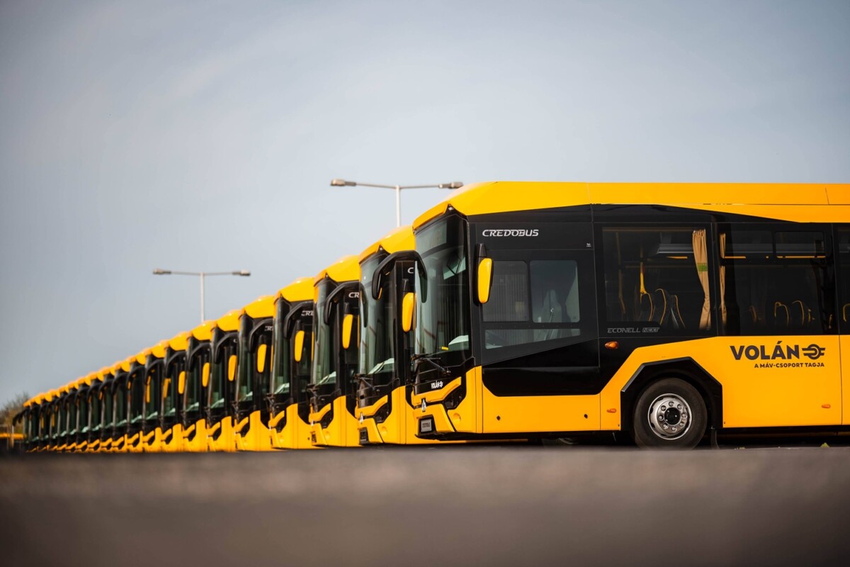 Magyar buszokkal javítják a Balaton közlekedését