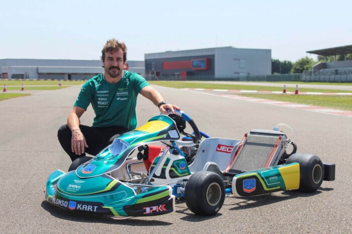 Már keresi Alonso utódját az Aston Martin 1